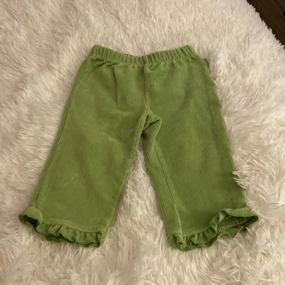Baby girls matching set! - Picture 2 of 9
